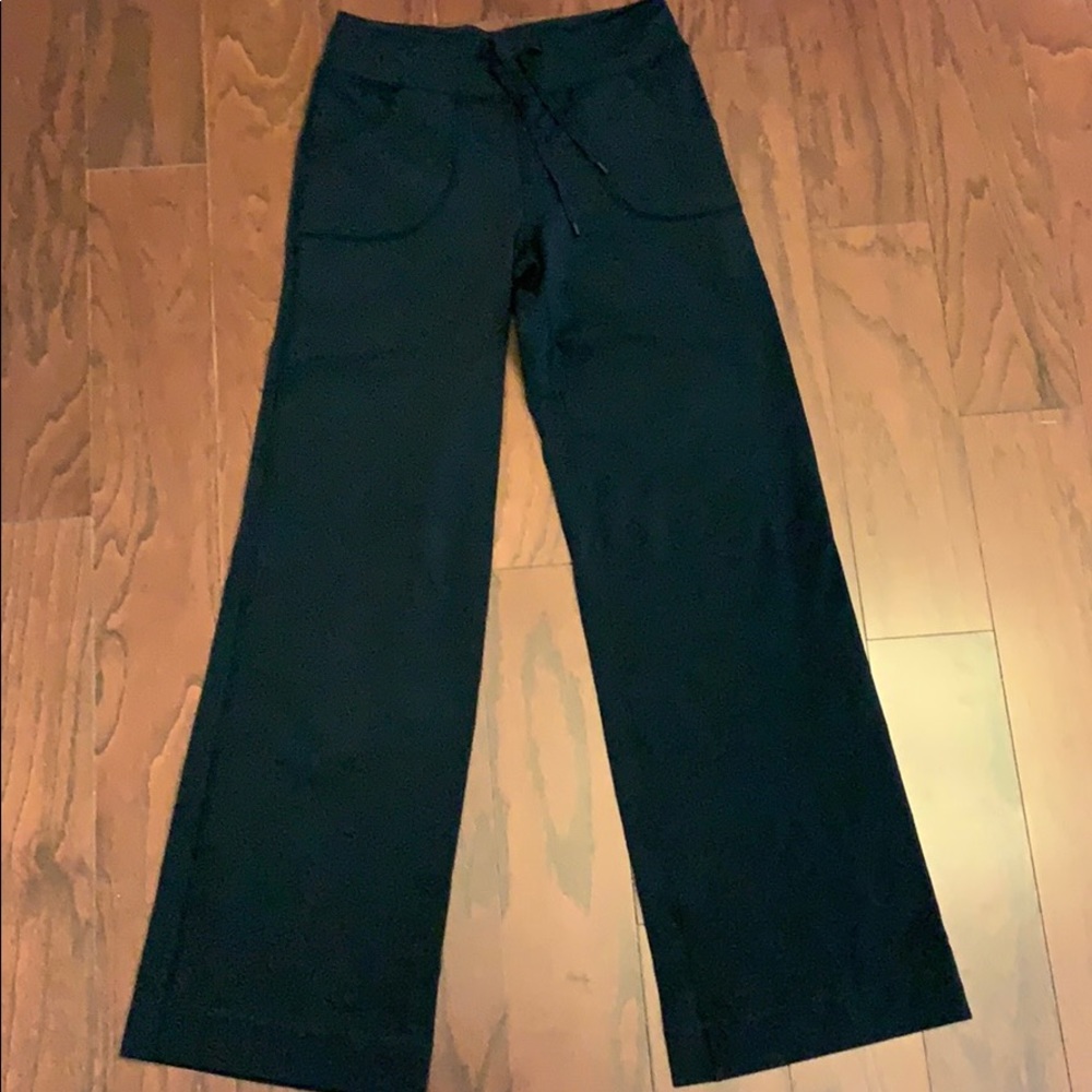 HOLD FOR AUDREY V-Lululemon Pants